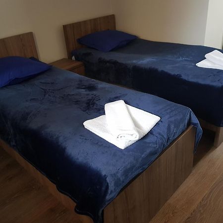 Guest House Khergiani Местия Стая снимка