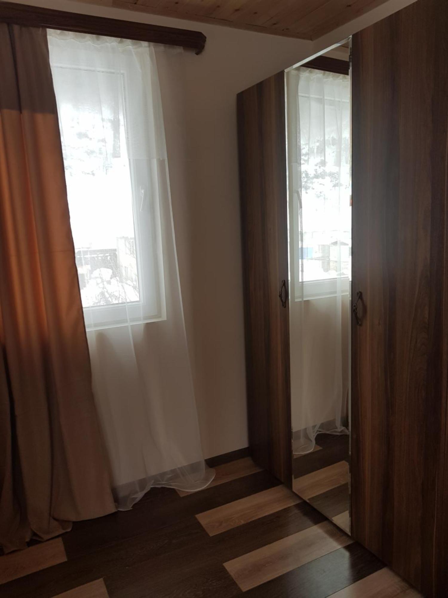 Guest House Khergiani Местия Стая снимка
