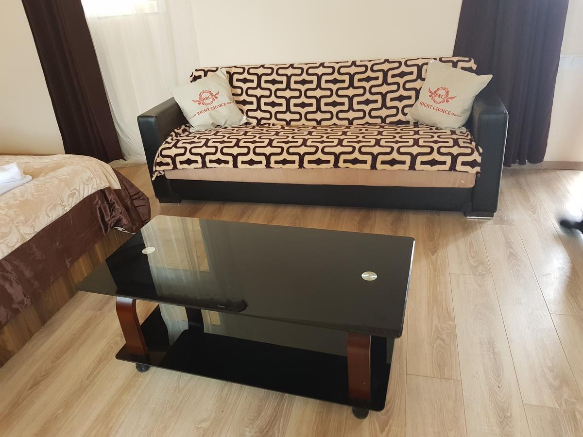 Guest House Khergiani Местия Екстериор снимка