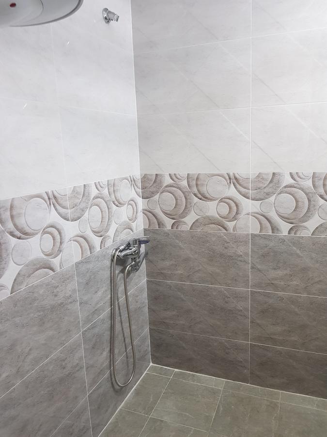 Guest House Khergiani Местия Екстериор снимка