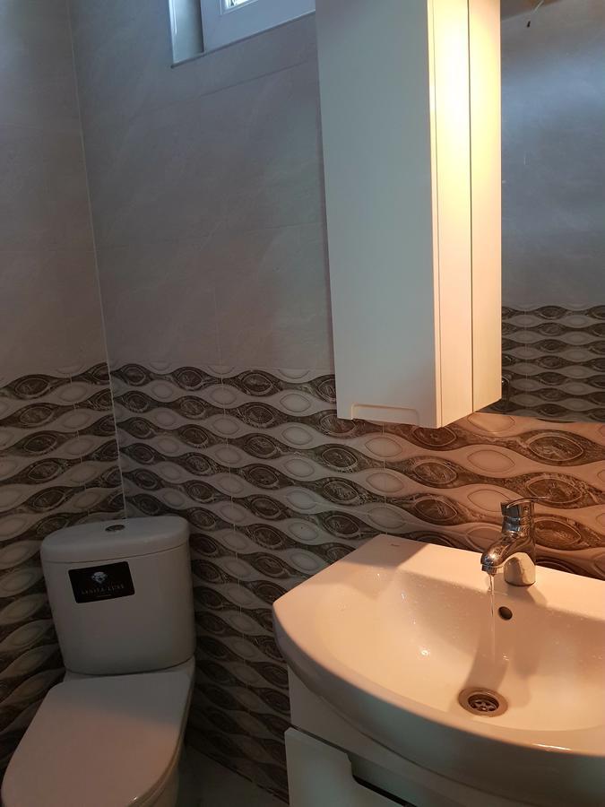 Guest House Khergiani Местия Екстериор снимка